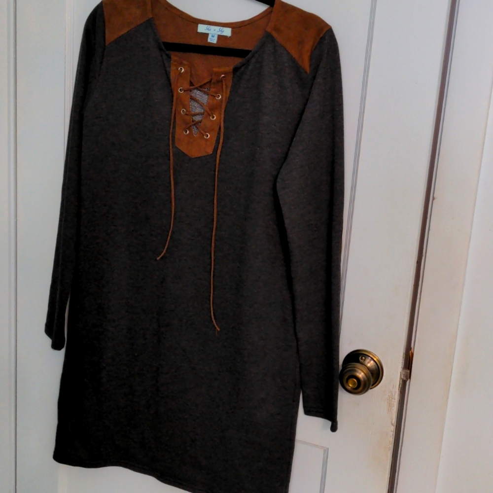 She and Sky Size M Grayish Black Dress with Brown Accents NWOT